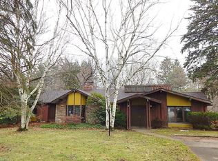 375 N Revere Rd, Akron, OH 44333