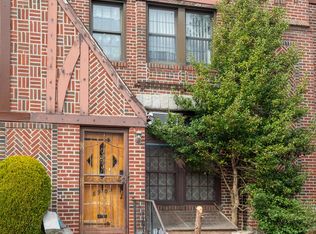 89-05 74th Ave #1, Ridgewood, NY 11385
