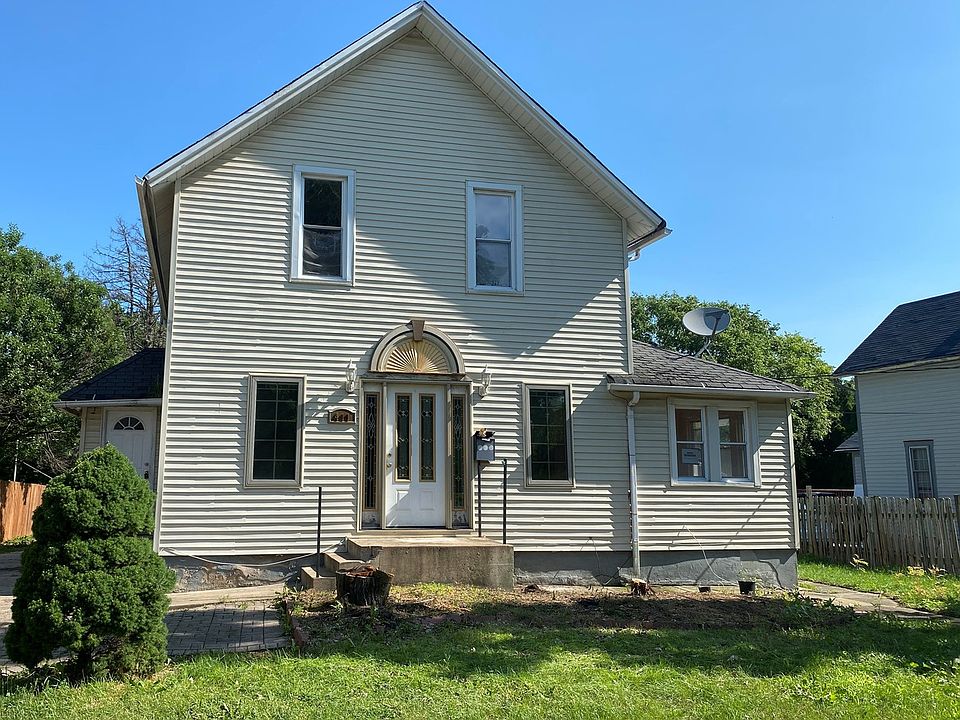 1st image of 411 W Washington St