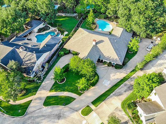 3rd image of 3106 Oak Leaf Ct