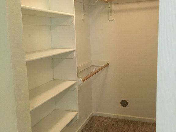 2nd image of 911 Gibbon St #11