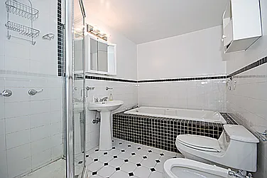 Rented by Yael Dunsky Real Estate