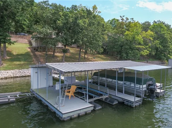 203 Derail Ln, Roach, MO 65787