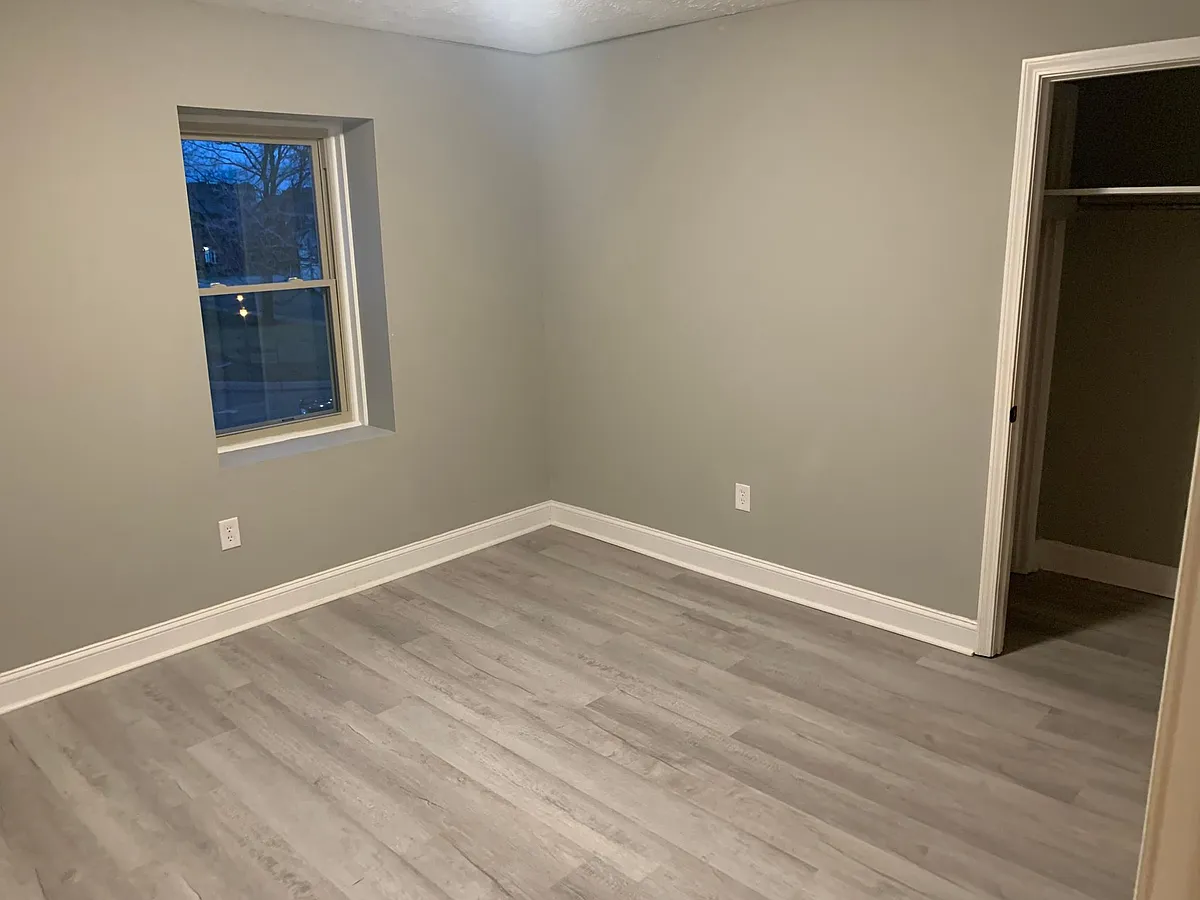 Building Photo - 611 High St