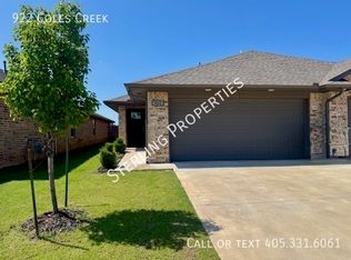 922 Coles Creek Ln, Yukon, OK 73099