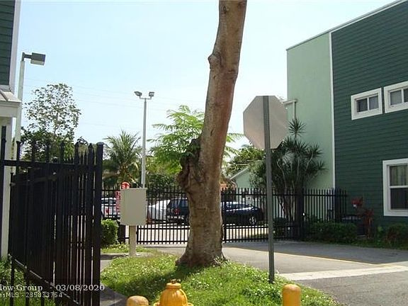 2nd image of 7821 NW 1st Ave APT 1