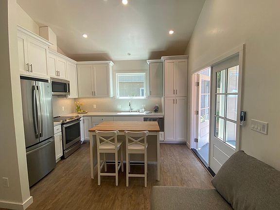 Your new kitchen with plenty of space to cook all the delicious meals
