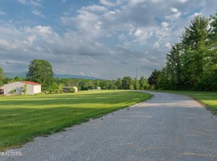 409 Turner Rd, Crossville, TN 38555