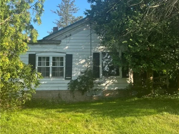 5516 West Rd, Munnsville, NY 13409