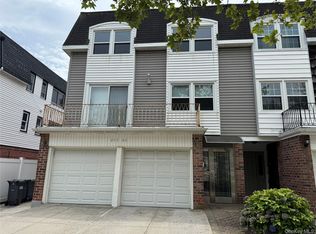 215-40 23rd Rd #2F, Bayside, NY 11360