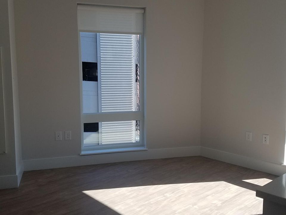 2nd image of 201 Concord Tpke APT 2222