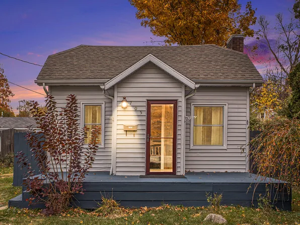 705 E Mansion St, Marshall, MI 49068