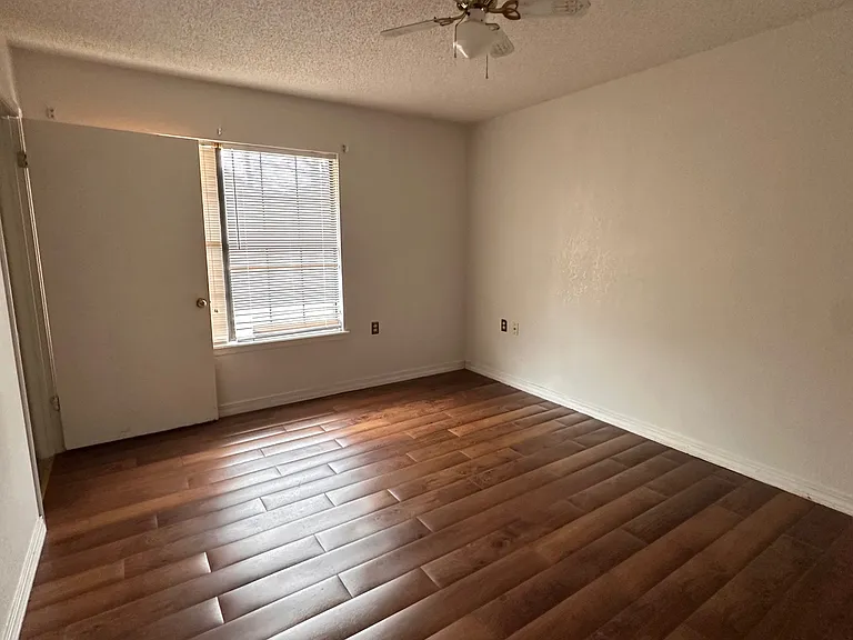 1210 Port Arthur Ter — Photo 24
