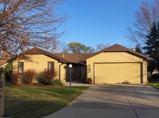 10083 Crows Nest Cv, Aurora, OH 44202