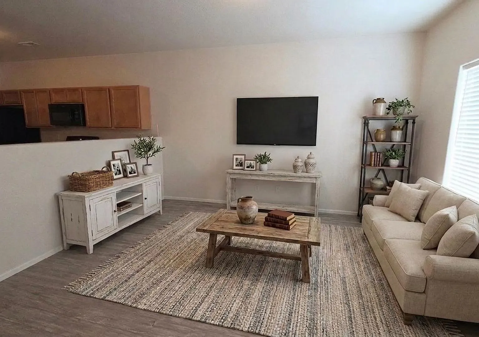 4788 Kerry Lynn View - Stetson Hills Area Townhome - 3 Bed/ 2.5 Bath/ 2 Car Garage — Photo 2