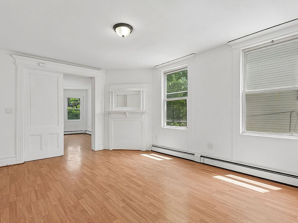 1st image of 55 Hawkins St Floor 3