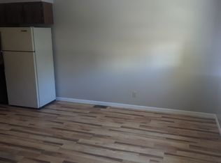 905 Madison St #B, Leavenworth, KS 66048