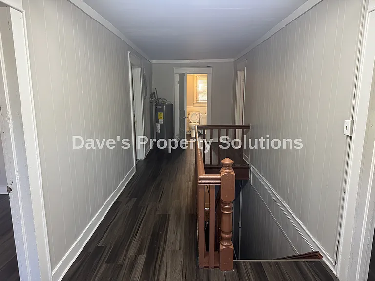 313 4th St #B — Photo 4