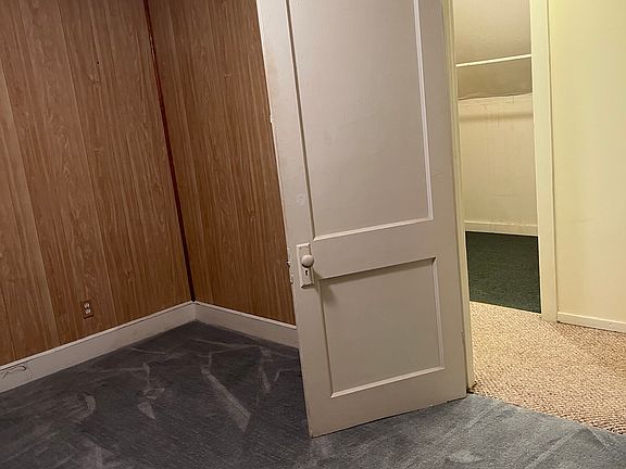 5th image of 14 Marshall Ave #2
