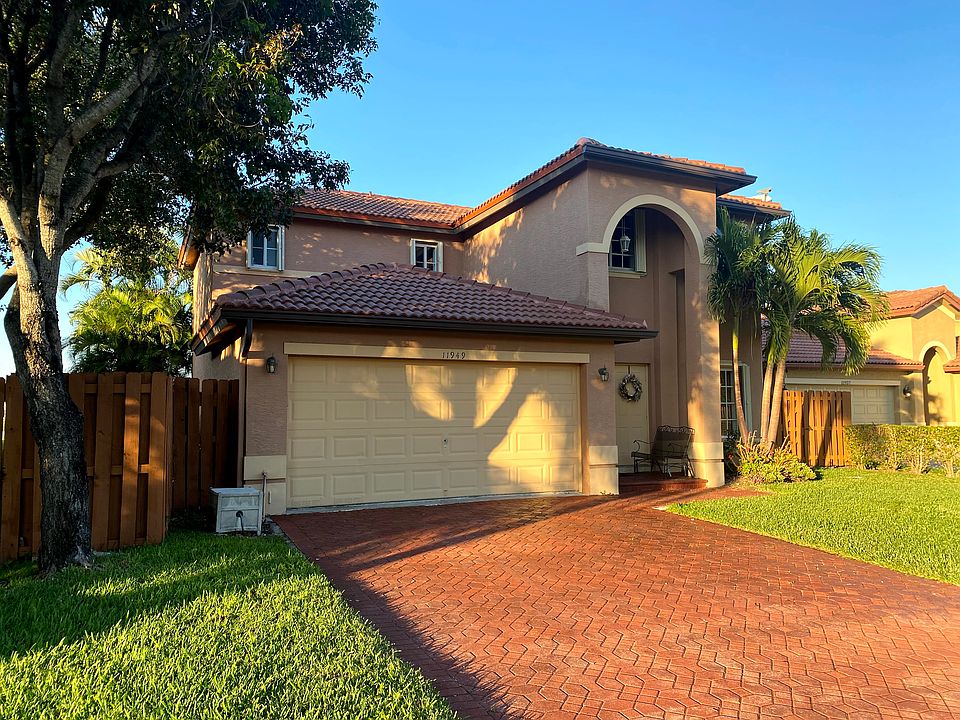 2nd image of 11949 SW 135th Ter