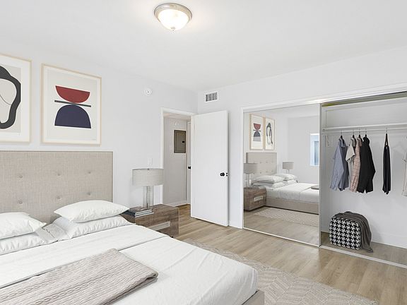 4th image of 18543 Clark St #208