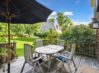 328 Noyack Rd, Southampton, NY 11968