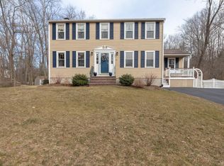 42 Todd Ln, Weymouth, MA 02190
