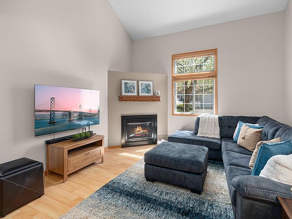 4th image of 3641 Vermilion Ct N #1107