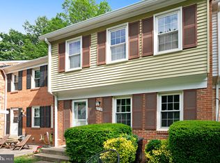 8378 Uxbridge Ct, Springfield, VA 22151