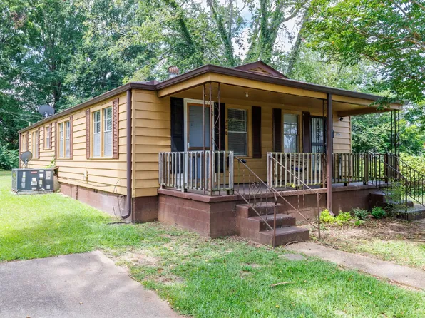 208 9th Ct S, Bessemer, AL 35020