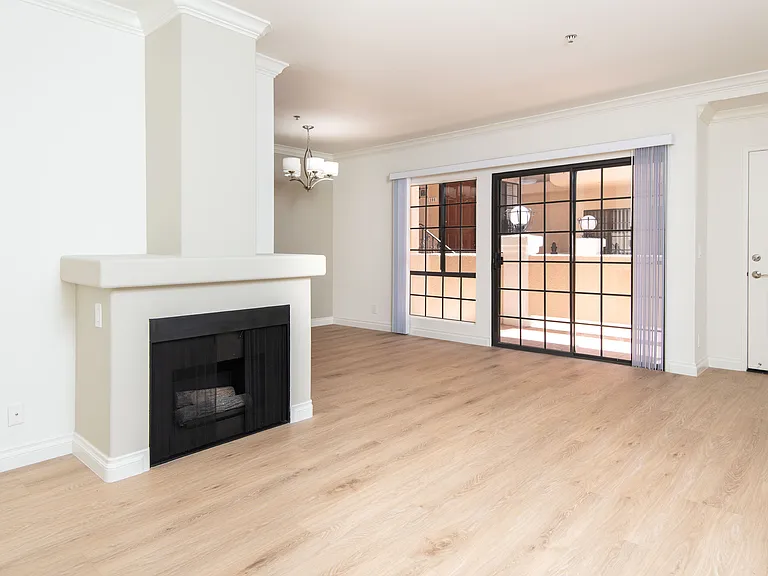 7120 Ramsgate Ave #103 — Photo 5