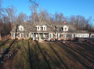 2574 Hermitage Rd, Waynesboro, VA 22980