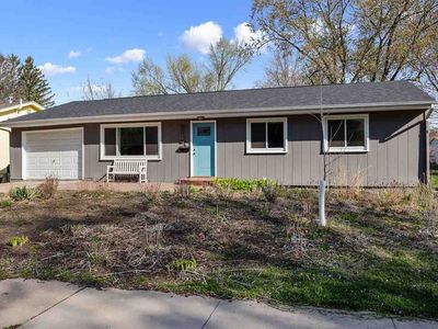 3216 Shamrock Dr, Iowa City, IA, 52245