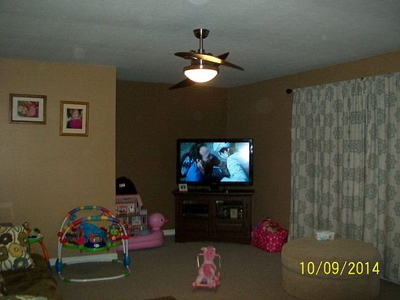 2nd image of 76 Indian Hills Cir