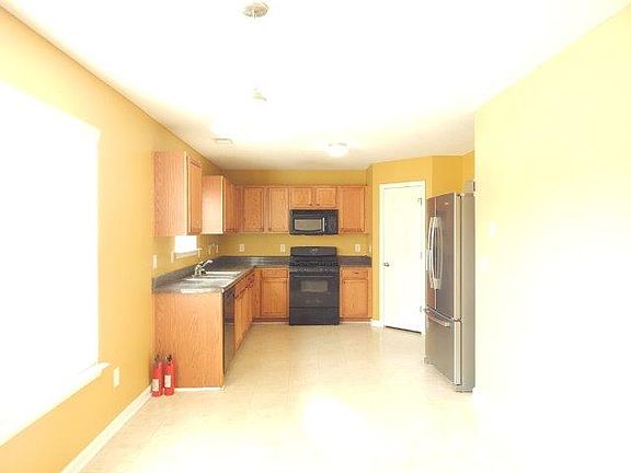 5896 Bluegrass (14)_03252015