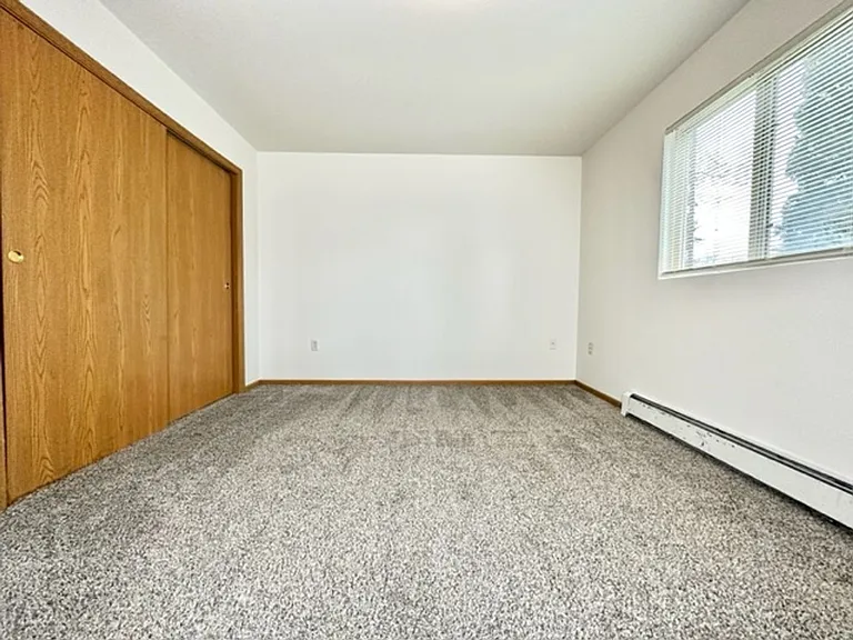 225 Fort Howard Ave — Photo 12