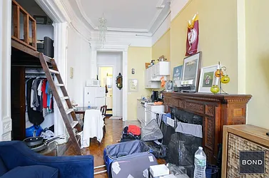 Rented by Bond New York