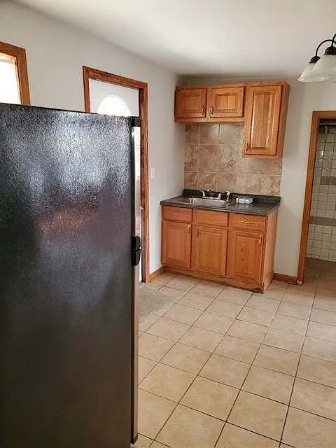 2 bed, $1,025 — Photo 4