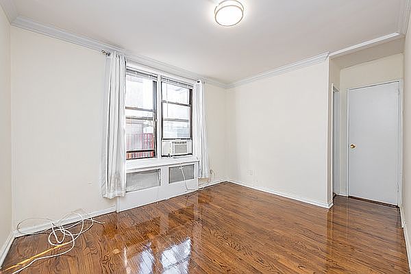 1st image of 1420 York Ave #3GB