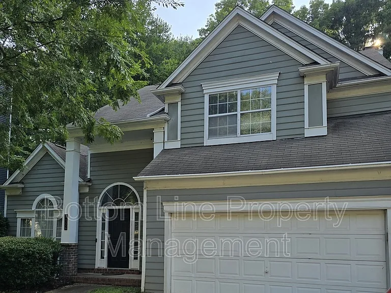 4134 Beauvista Dr — Photo 2