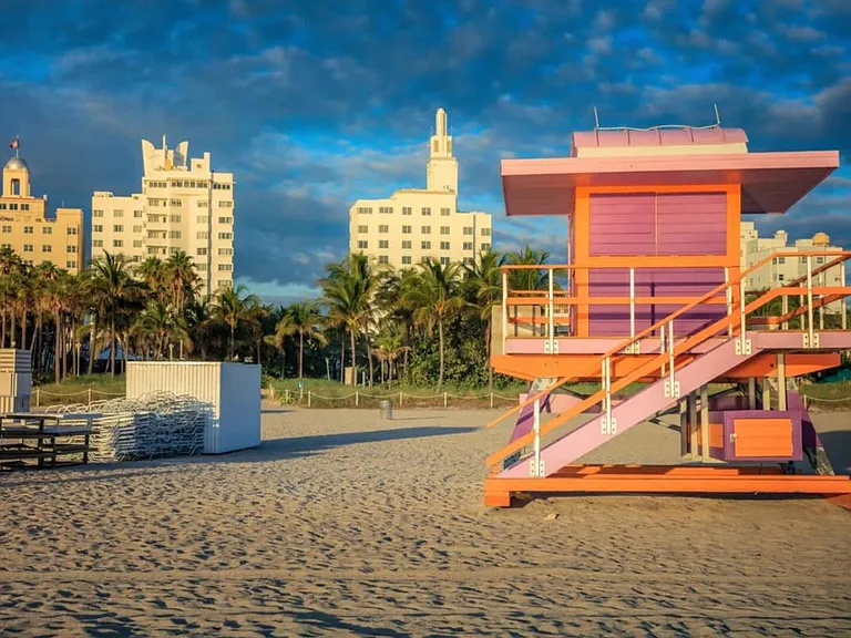 Ocean Dr — Photo 47