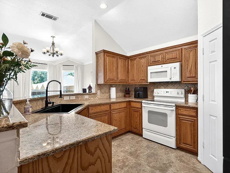 4820 Eagle Trace Dr — Photo 11