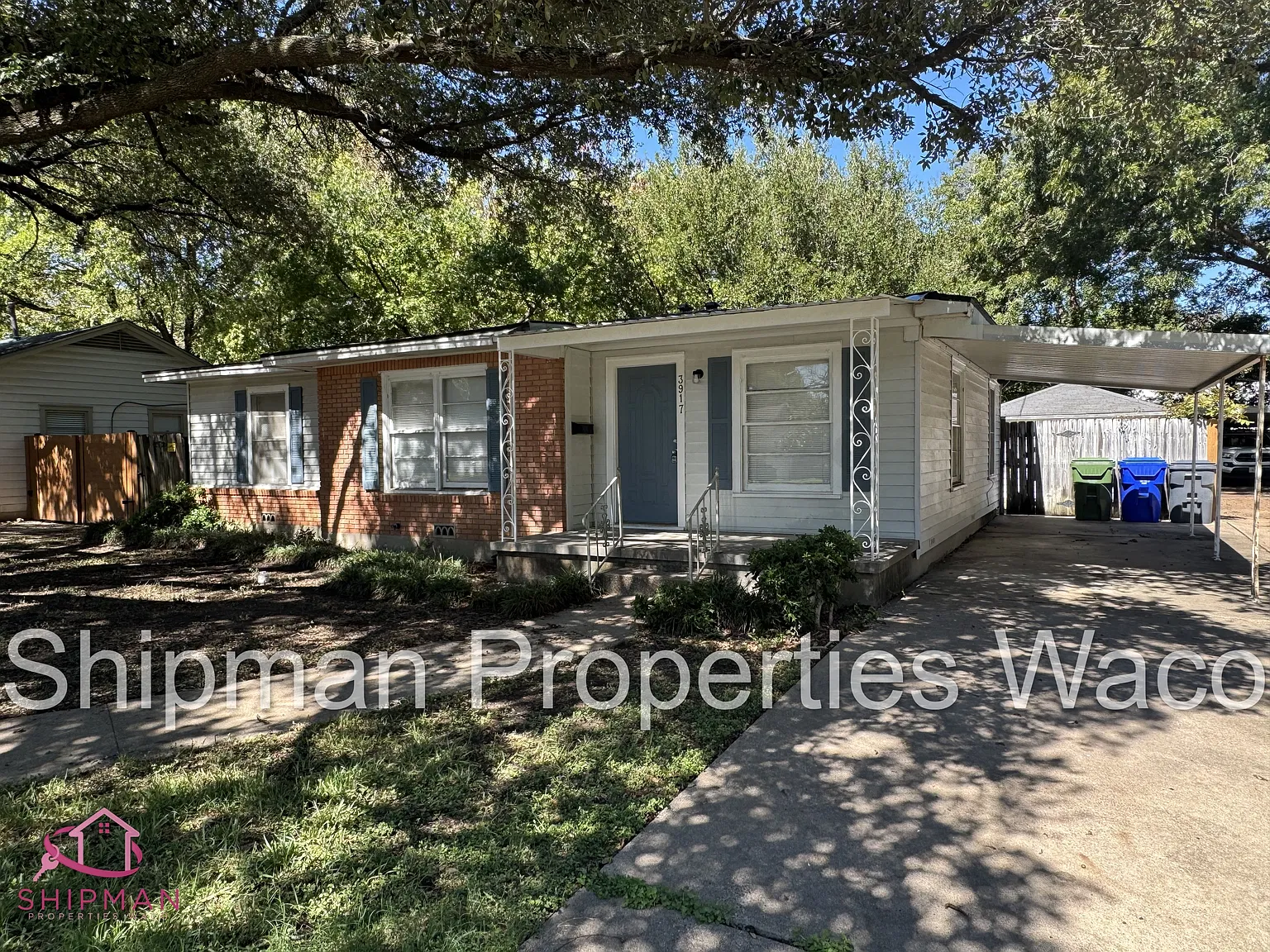 3917 Maple Avenue - 1 — Photo 2