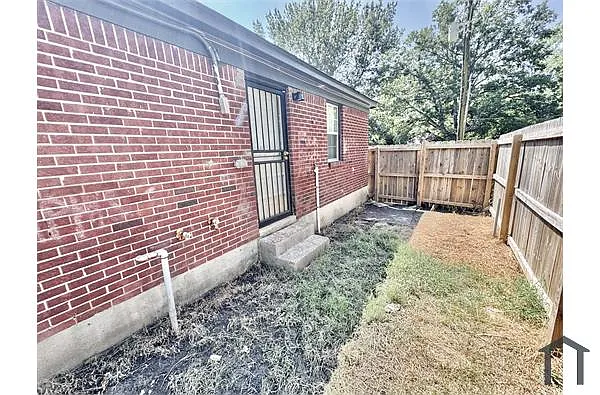 Building Photo - 536 Edith Ave #4