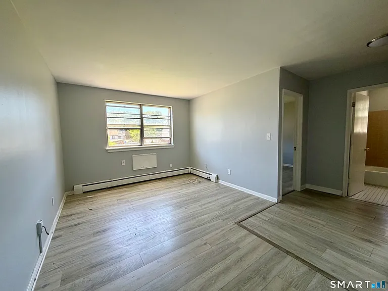 145 Cowles St #B7 — Photo 2