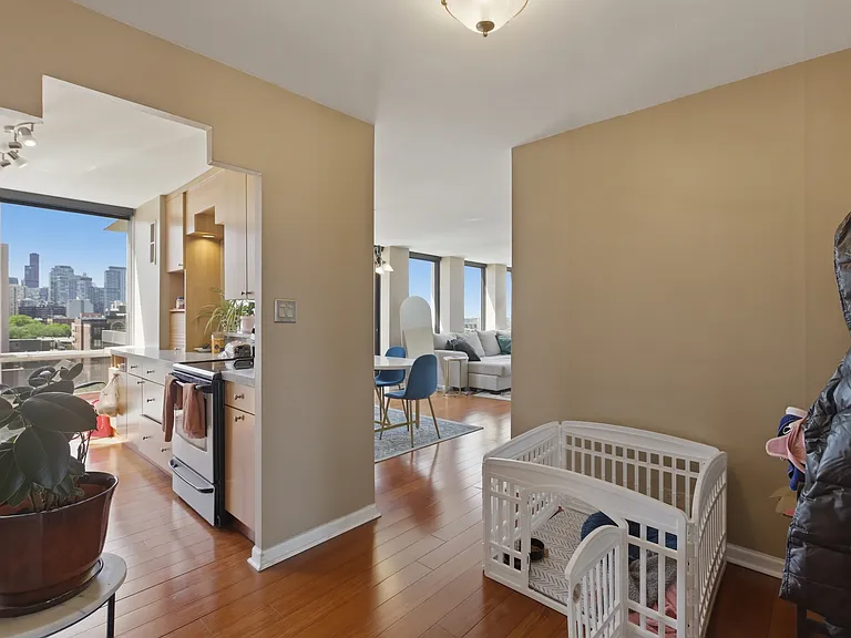 1660 N La Salle Dr #902 — Photo 13