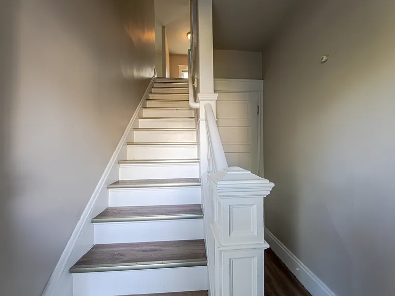 2545 Cleinview Ave #2 — Photo 9