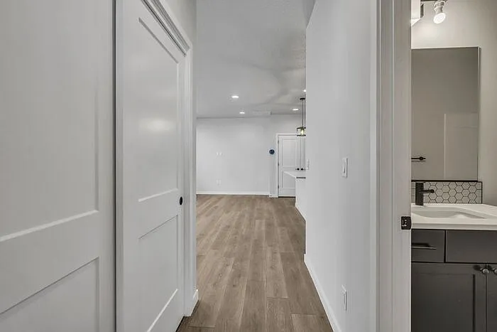 2919 N Phoenix Ln — Photo 13