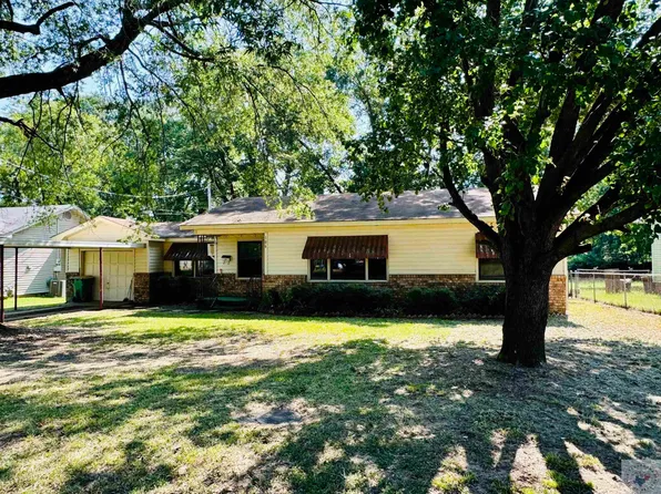 106 Tracola St, Texarkana, TX 75501
