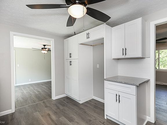 4th image of 622 Edmond Ave